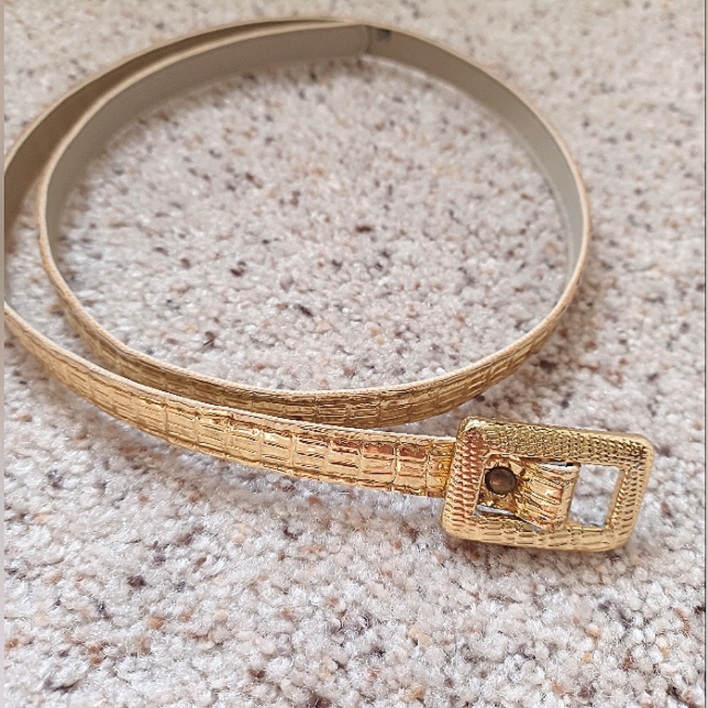 Vintage Gold Belt